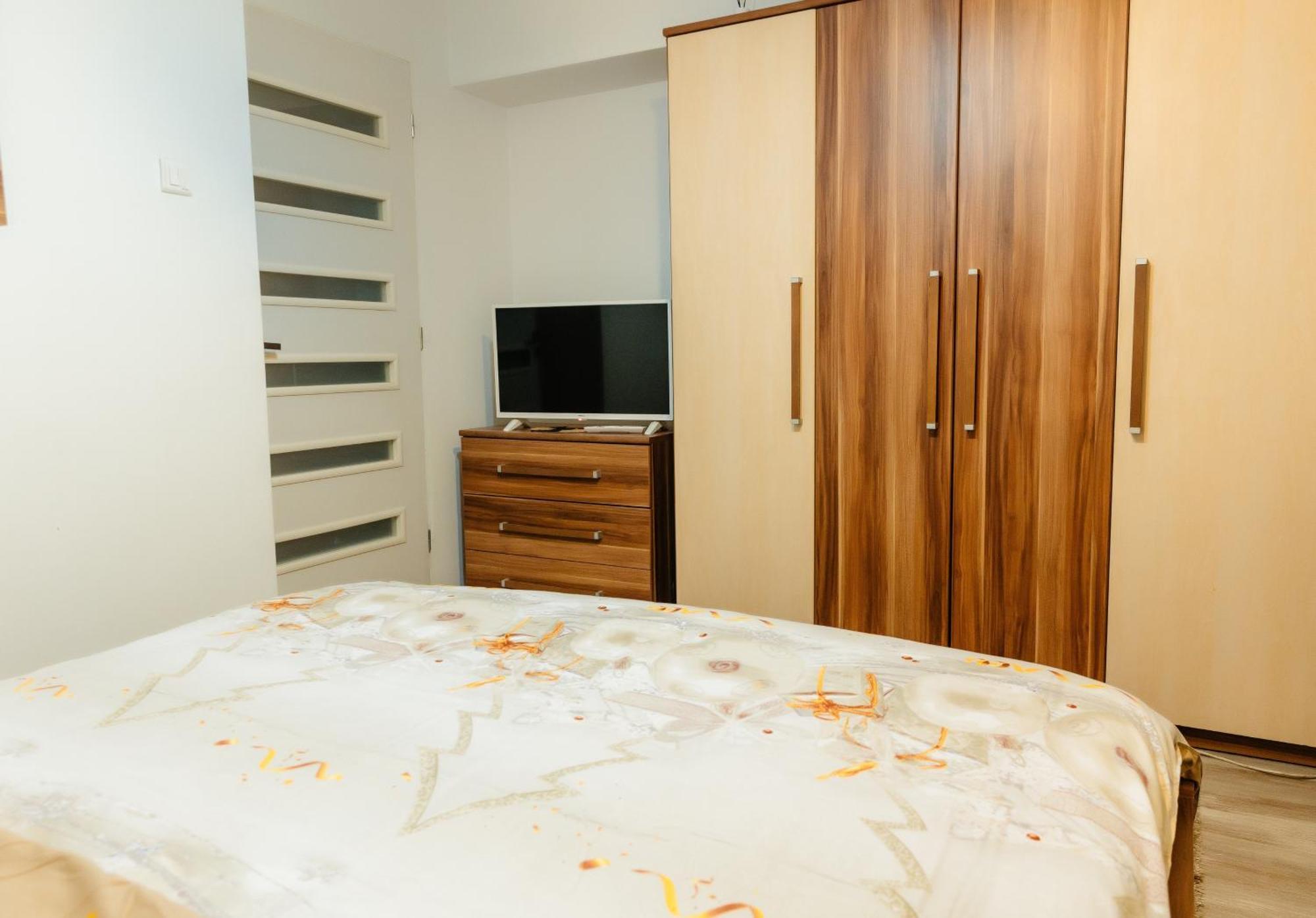 Glamour Ultracentral Craiova Exterior foto